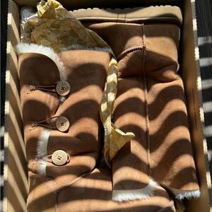 UGG Bailey Button Triplet Boots  white trim